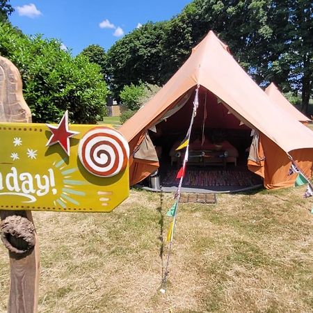 רושפורט Cocoon Village - Glamping - Domaine Des Grottes De Han מראה חיצוני תמונה