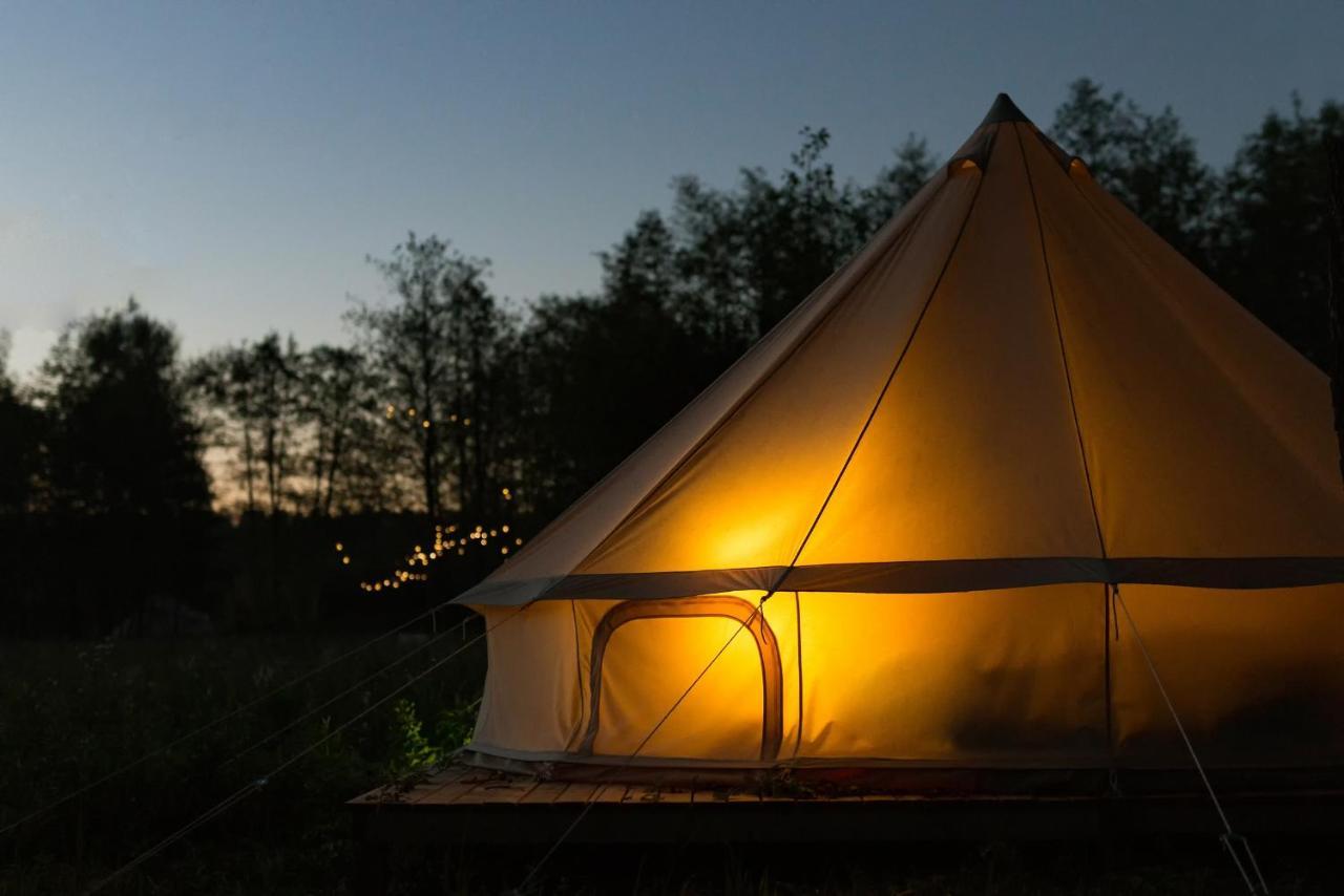 רושפורט Cocoon Village - Glamping - Domaine Des Grottes De Han מראה חיצוני תמונה